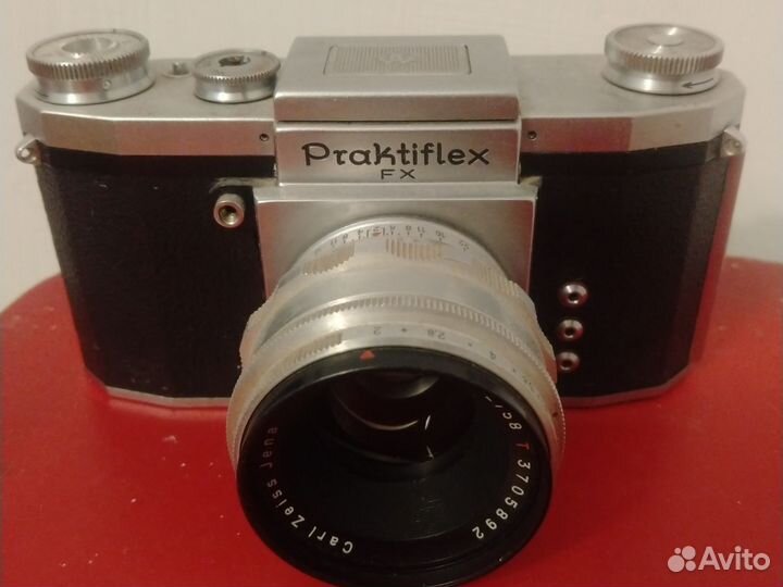 Плёночный фотоаппарат Praktiflex (Германия)