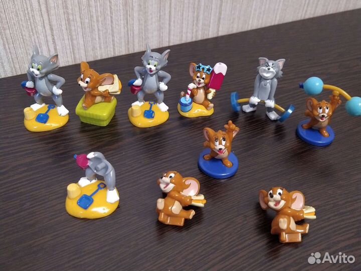 Игрушки киндер сюрприз