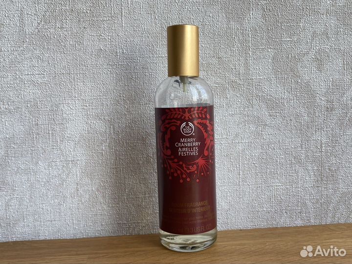 The Body Shop Merry Cranberry Room Fragrance