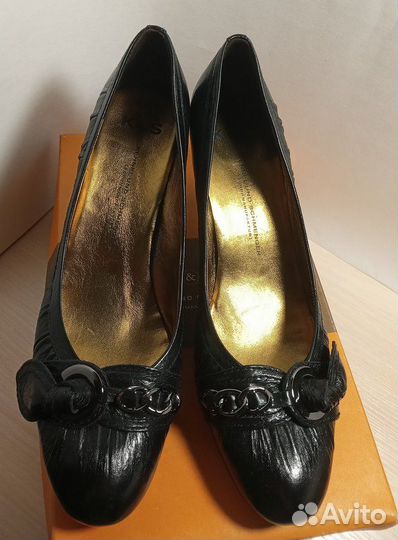 Туфли женские бренда Kennel und Schmenge 39 размер