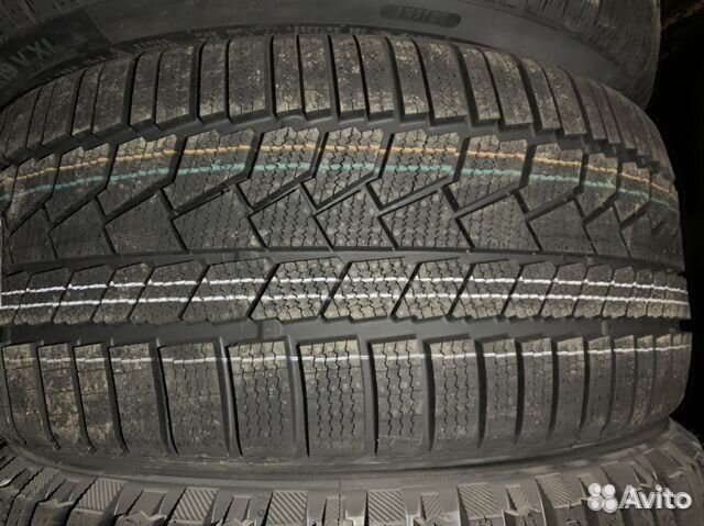 Continental ContiWinterContact TS 860S 275/50 R21 и 315/45 R21 116V