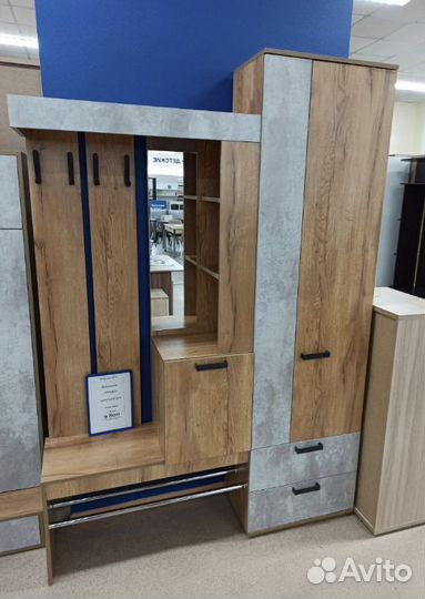 Прихожая трамп