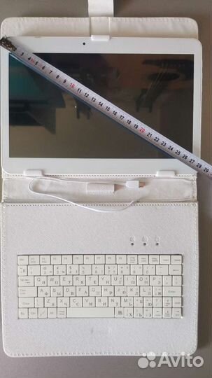 Продам чехол с клавиатурой для планшета