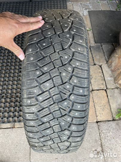 Continental IceContact 2 SUV 215/65 R17 103E