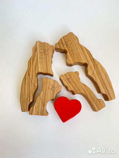 Деревянная статуэтка Семья медведей