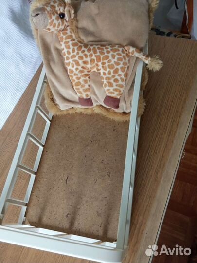 Две кроватки для больших кукол