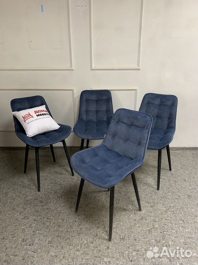 Швея на производство стульев