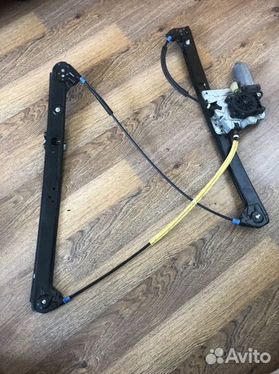 Стеклоподъёмник передний правый BMW X5 E53