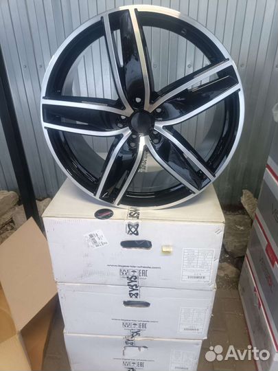 Литьё Legeartis r-20 (5х112) новые 4 шт