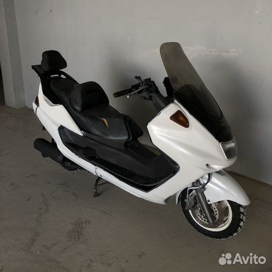 Yamaha majesty 250
