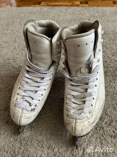 Коньки для фигурного катания