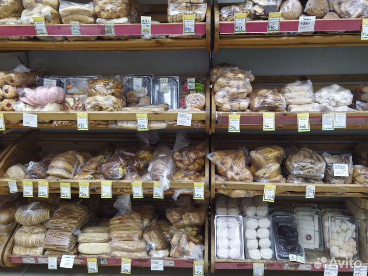 Продавец в продуктовый магазин