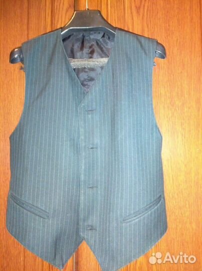 Школьный костюм