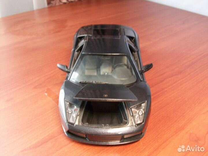 Модель Maisto 1/18 Lamborghini Murcielago V12 6.2