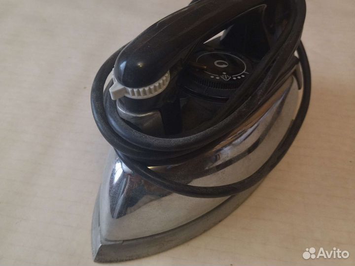 Утюг из СССР 1985 год