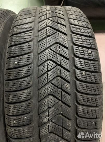 Pirelli Winter Sottozero 3 265/40 R22