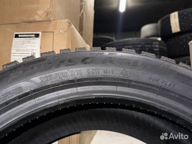 Pirelli Scorpion Ice Zero 2 225/50 R18