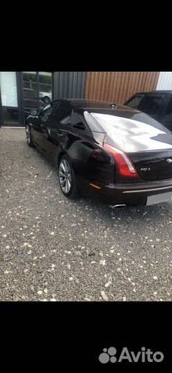 Jaguar XJ, 2010