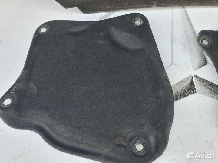 Шумоизоляция капота Mercedes W222