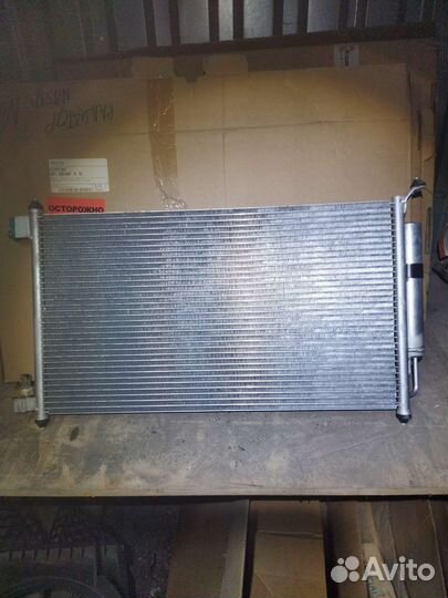 Радиатор кондиционера Nissan Tiida March Note Cube