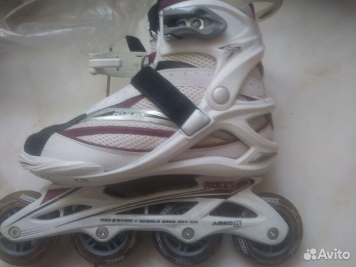 Роликовые коньки Roces женские 41 размер