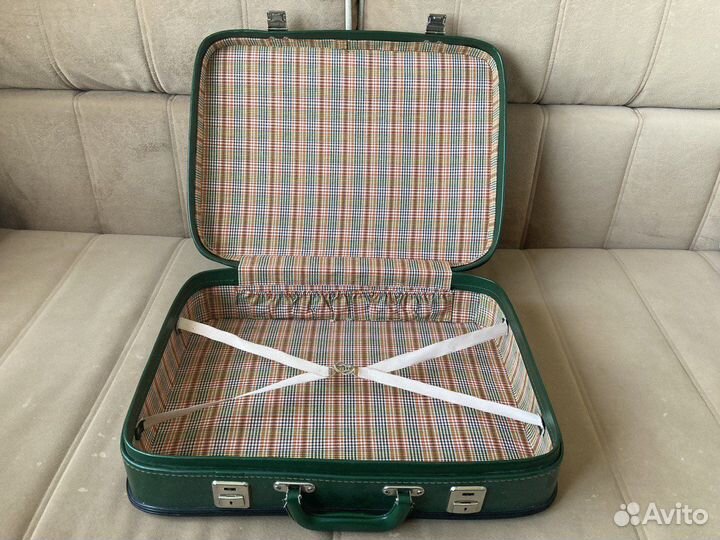 Чемоданы времен СССР