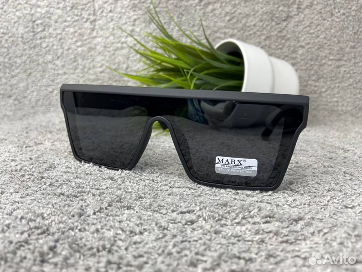 Солнцезащитные очки мужские