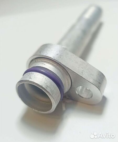 Фитинг для трубки кондиционера