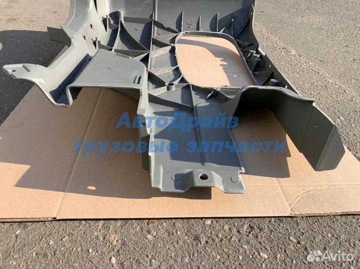 Угол бампера Мерседес Аксор правый