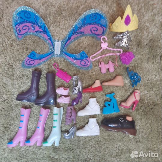 Вещи и обувь для кукол