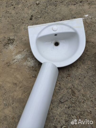 Тюльпан умывальник