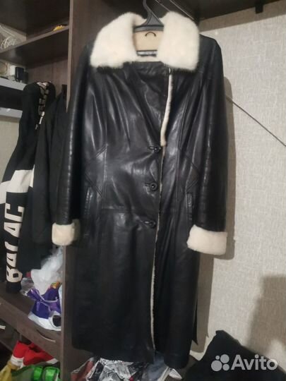 Продам дубленку женскую