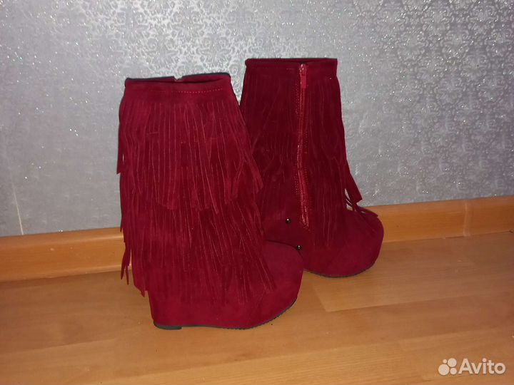 Демисезонные сапоги