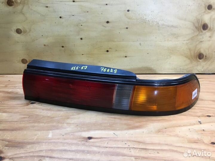 Фонарь прав. зад. toyota carina ED