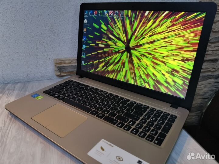 Игровой asus 4Core/4Gb/SSD240Gb/ GF 920MX 2Gb