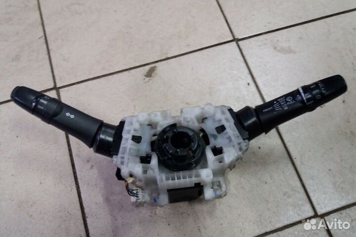 Подрулевой переключатель Mitsubishi Pajero 4