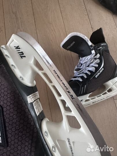 Коньки хоккейные Bauer supreme р-р 38.5