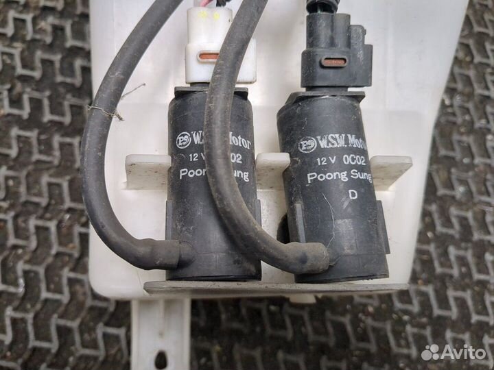 Бачок омывателя Chevrolet Aveo (T250 / 255), 2011