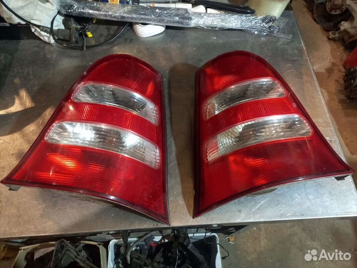 Фонарь задний Mercedes A140 W168