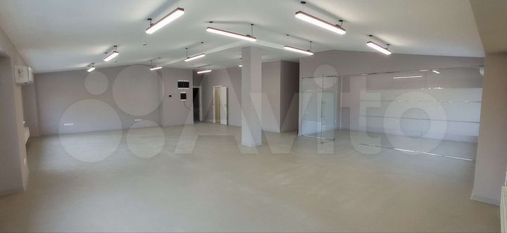 Офис, швейный цех, представительство 122 м²