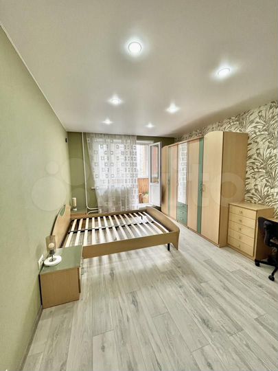 2-к. квартира, 50 м², 8/17 эт.