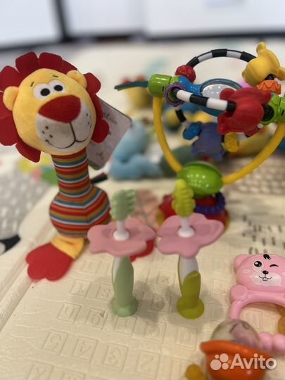 Детские игрушки развивающие пакетом