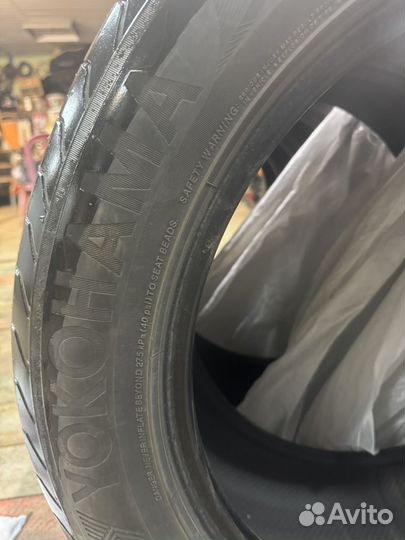 Yokohama Advan Sport V105 265/50 R20