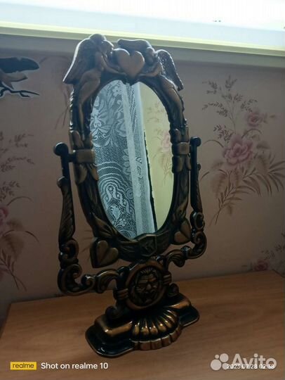 Подарочное зеркало