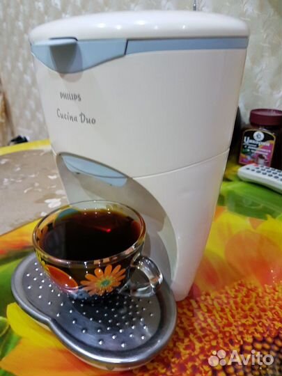 Электрическая кофеварка philips