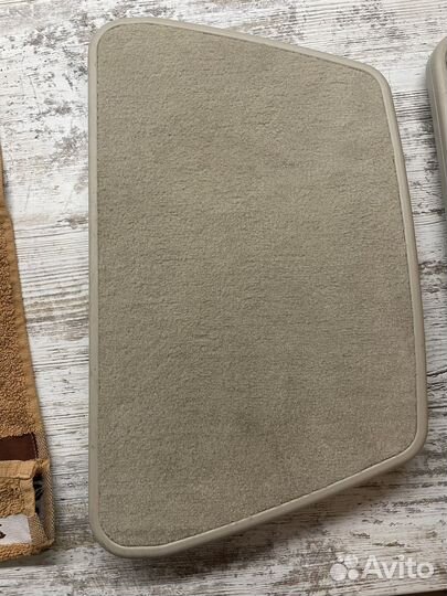 Подставка под ноги Audi