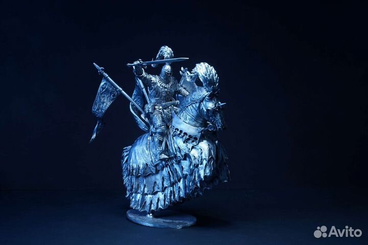 Фигурка Рыцарь на коне