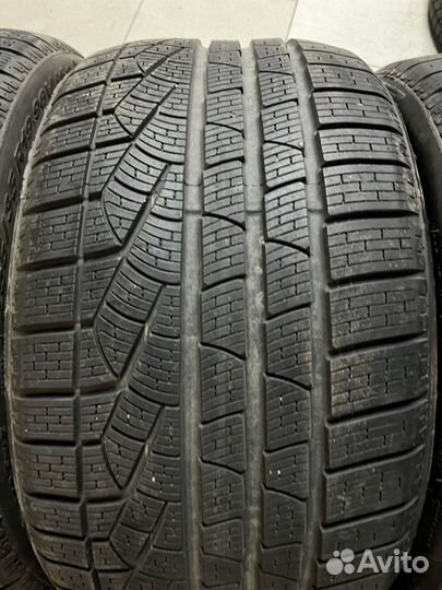 Pirelli Winter Sottozero II 255/35 R19 и 285/30 R19