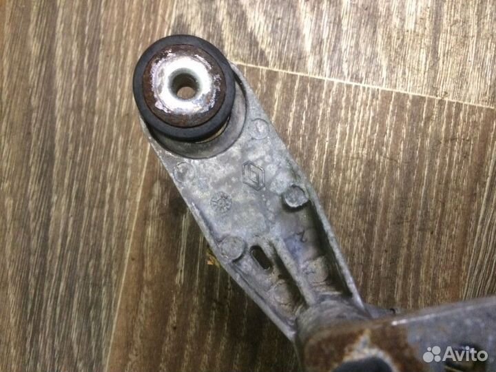 Трапеция стеклоочистителя Renault Megane 2