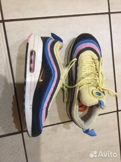 Nike